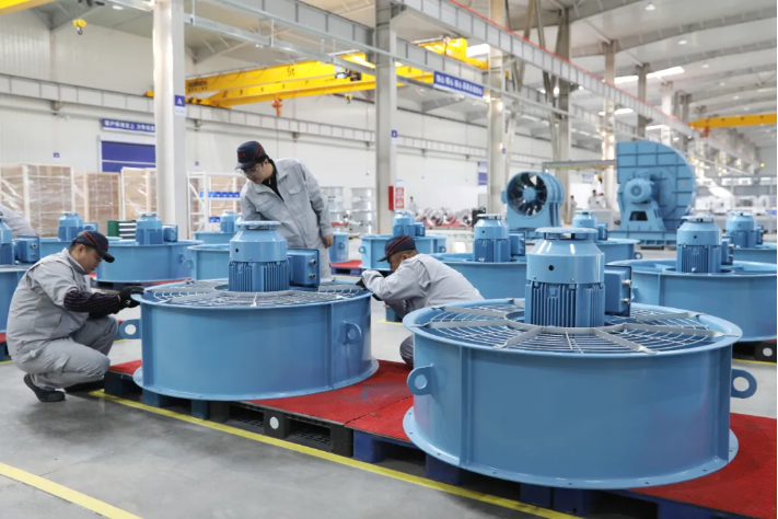 當好“服務生” 以工程技術服務助力企業攀“高”逐“新”